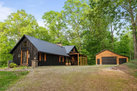 18156 Thompson Ridge Rd, Laurelville, OH 43135