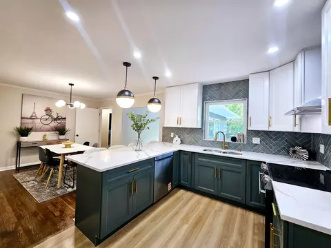 2671 Woodley Rd, Columbus, OH 43231