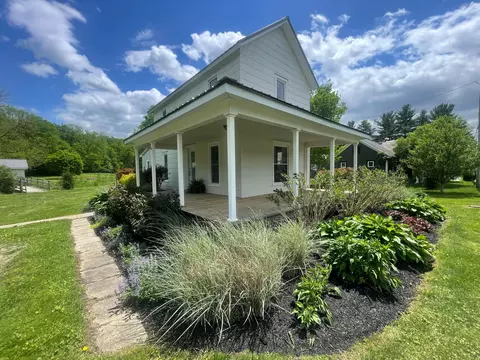 2668 Mounts Rd NW, Alexandria, OH 43001