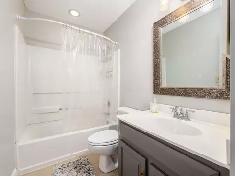 Bath - 7020 Avery Rd, Dublin, OH 43017 photo 1 of 4