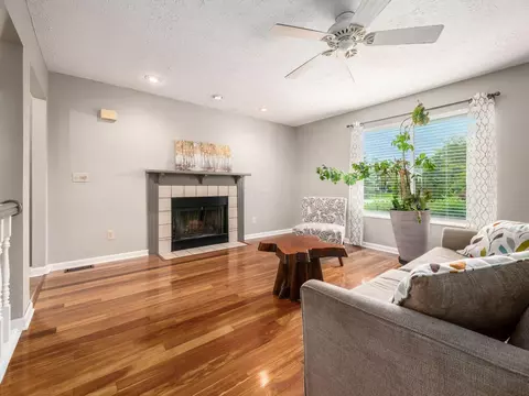 Living - 7020 Avery Rd, Dublin, OH 43017 photo 3 of 5