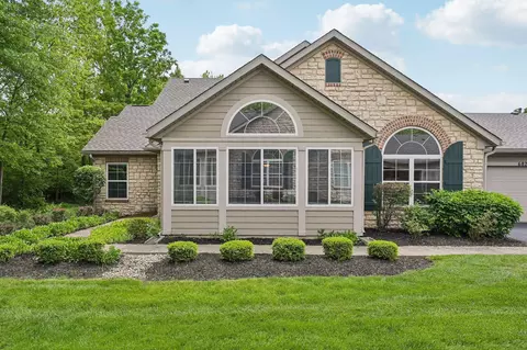 682 Albion Pl, Westerville, OH 43082
