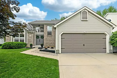 543 Tall Oaks Dr, Gahanna, OH 43230