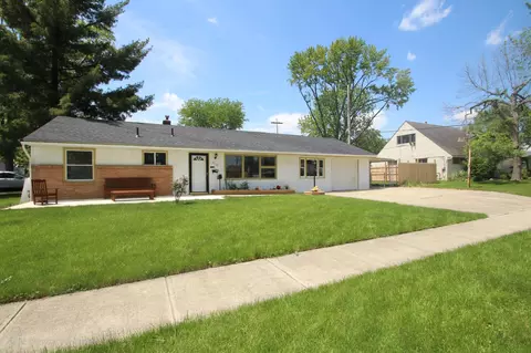 4379 Brookgrove Dr, Grove City, OH 43123