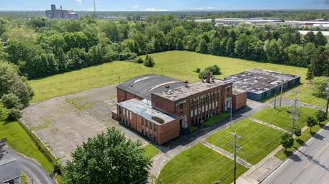 1712 Courtright Rd, Columbus, OH 43227