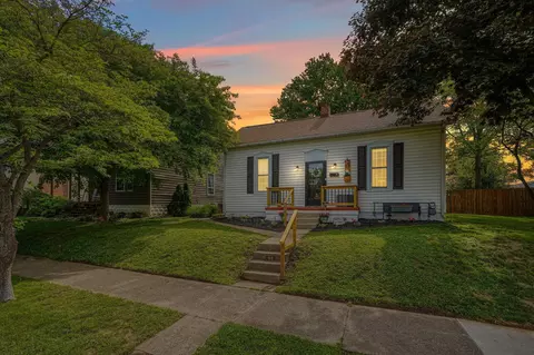 88 N High St, Jackson, OH 45640