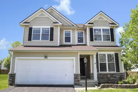 7913 Aspen Ridge Dr, Blacklick, OH 43004