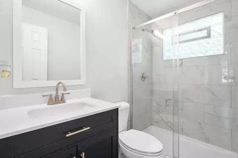 Bath - 2751 Baker Ave, Cincinnati, OH 45211 photo 1 of 1