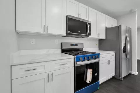 Kitchen - 2751 Baker Ave, Cincinnati, OH 45211 photo 3 of 7