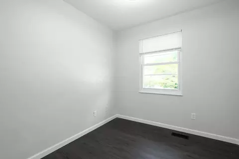 Bedroom - 2751 Baker Ave, Cincinnati, OH 45211 photo 6 of 6