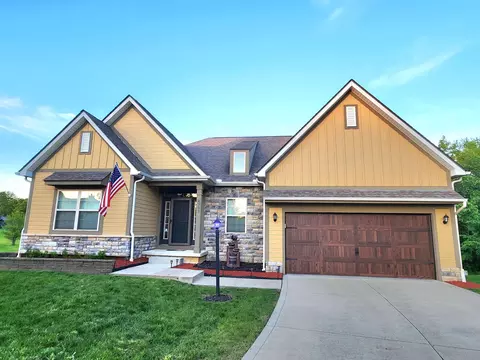 8701 Creekwood Pl, Canal Winchester, OH 43110