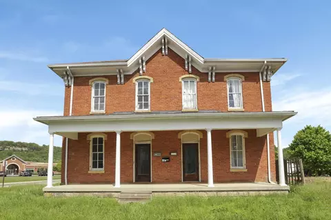 632 N Broad St, Lancaster, OH 43130