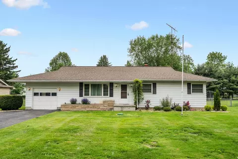 878 Woodlawn Dr, Marion, OH 43302