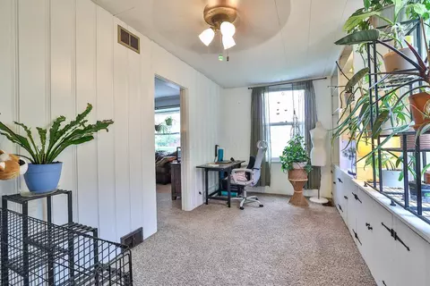 Entry Way - 25 Roosevelt Dr, Springfield, OH 45504 photo 3 of 5