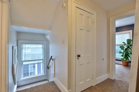 Entry Way - 25 Roosevelt Dr, Springfield, OH 45504 photo 5 of 5