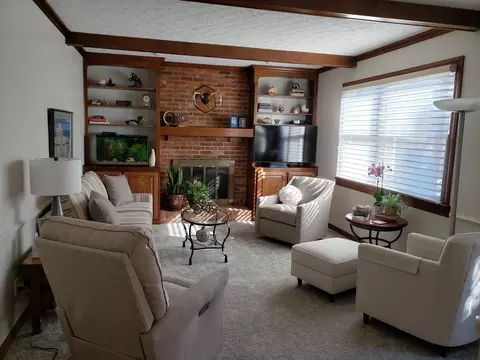 Living - 7918 Sethwick Rd, Dublin, OH 43016 photo 2 of 2