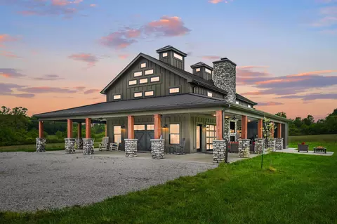 1400 Hayes Rd, Granville, OH 43023