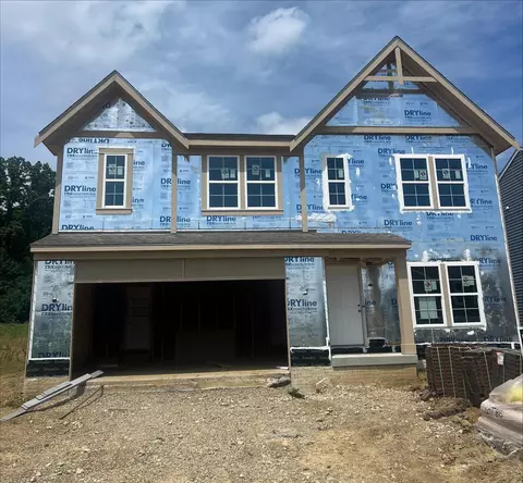 362 Isaac Tharp St, Pataskala, OH 43062