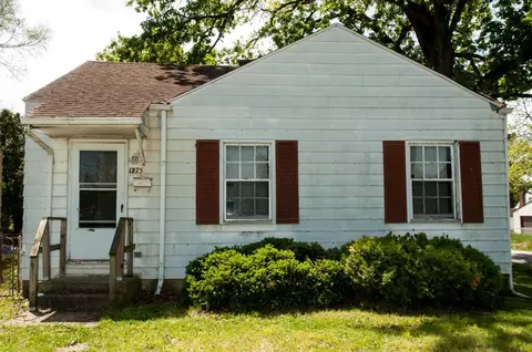 1275 Briarwood Ave, Columbus, OH 43211