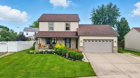 1407 Valley Dr, Marysville, OH 43040