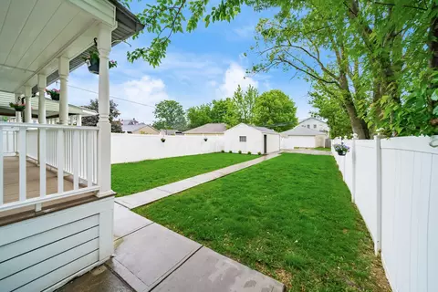 Exterior - 46 E Markison Ave, Columbus, OH 43207 photo 9 of 13