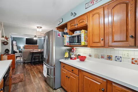 Kitchen - 701 Hartford Dr, Springfield, OH 45503 photo 5 of 5