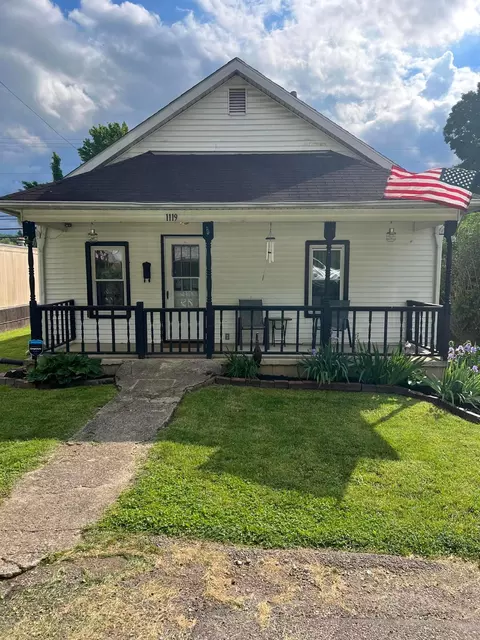 1119 Poplar St, Nelsonville, OH 45764