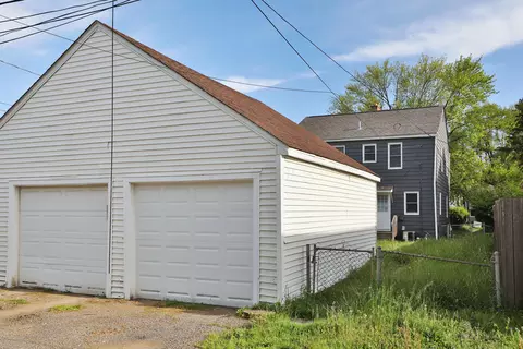 Exterior - 784 E Mithoff St, Columbus, OH 43206 photo 6 of 7