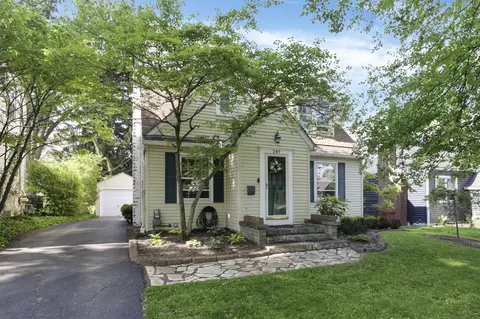 249 W Schreyer Pl, Columbus, OH 43214