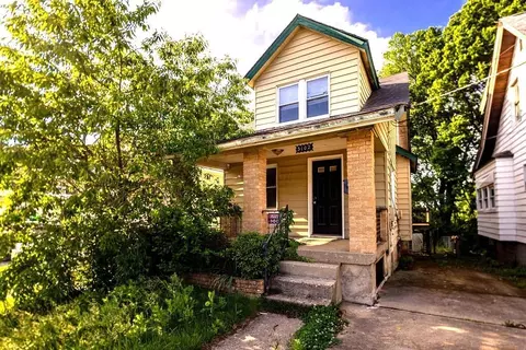 3102 Lehman Rd, Cincinnati, OH 45204 photo 1