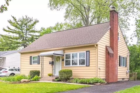 4111 Ashgrove Dr, Grove City, OH 43123