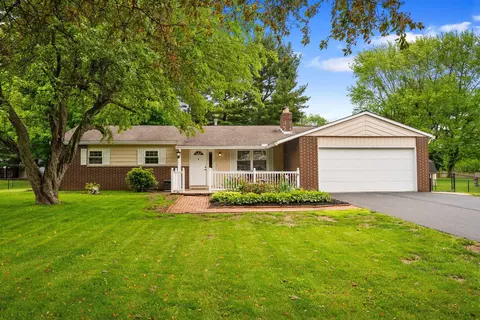 501 Renae Dr, Newark, OH 43055