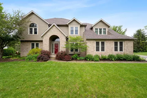 12627 Oakmere Dr, Pickerington, OH 43147