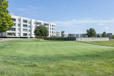5189 Highpointe Lakes Dr #8101, Westerville, OH 43081