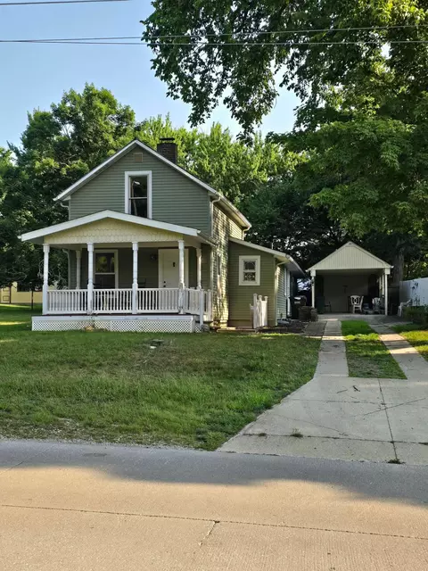 62 Scioto St, Powell, OH 43065
