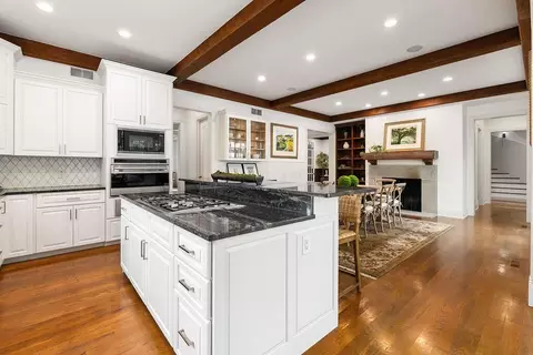 Kitchen - 2989 Old Path Rd, Blacklick, OH 43004 photo 4 of 5