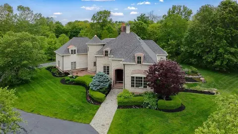 Exterior - 2989 Old Path Rd, Blacklick, OH 43004 photo 4 of 16