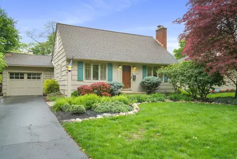 2314 Woodstock Rd, Columbus, OH 43221