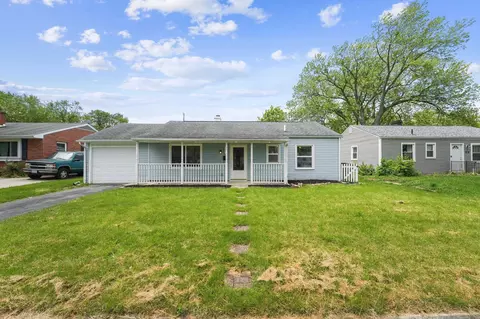 407 Yarmouth Ln, Columbus, OH 43228