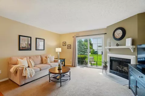 1630 Holland Dr, Hilliard, OH 43026