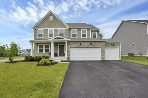 1219 Tara Piper Ln, Blacklick, OH 43004
