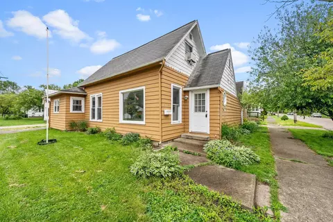 616 E Chestnut St, Mount Vernon, OH 43050