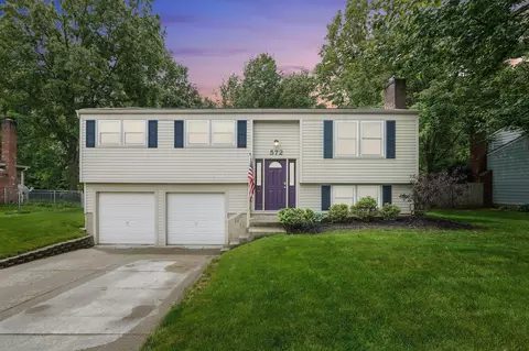 572 Sycamore Dr, Pickerington, OH 43147