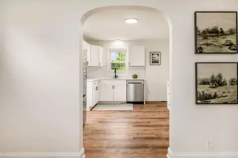 3232 Williams Rd, Columbus, OH 43207 photo 8
