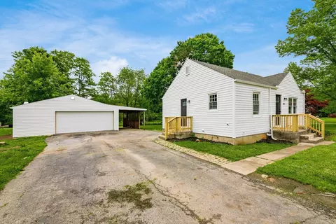 3232 Williams Rd, Columbus, OH 43207 photo 3