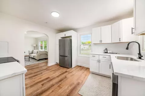 3232 Williams Rd, Columbus, OH 43207 photo 10
