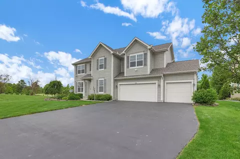 2618 Triple Crown Xing, Powell, OH 43065