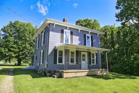 12 Montgomery Rd, Fredericktown, OH 43019