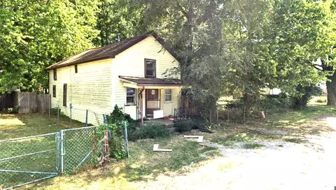 104 S Roosevelt Ave, Lancaster, OH 43130