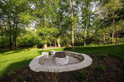 Exterior - 8159 Riverside Dr, Powell, OH 43065 photo 16 of 23